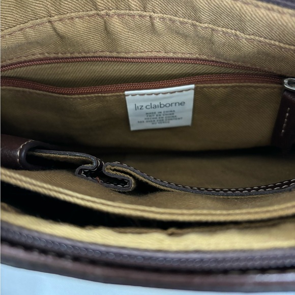Liz Claiborne Vintage Ladies Brown Handbag 10" W x 7" H x 3" D Lots of Pockets - Picture 7 of 16